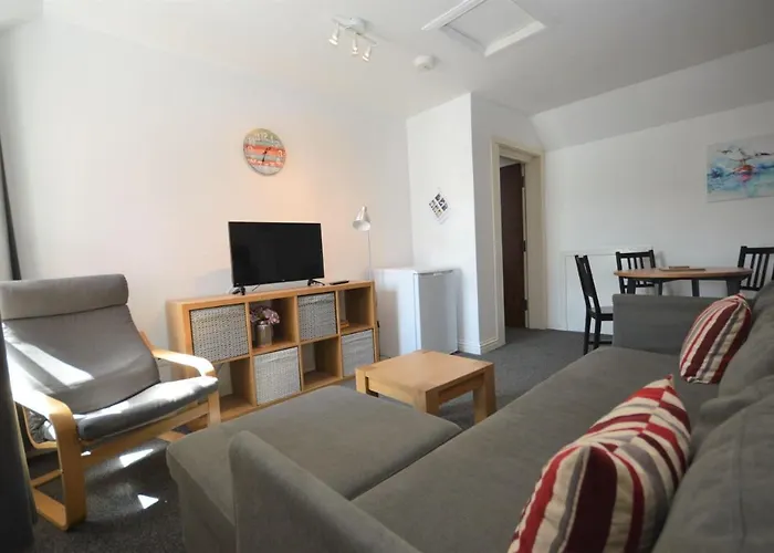 Dolphin Apartment